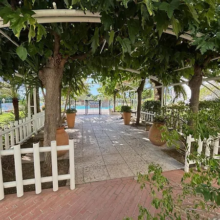 Dream Vacation Apartment - Sea View, Pool, Park, 2 Min Walk To Beach, Parking Antibes