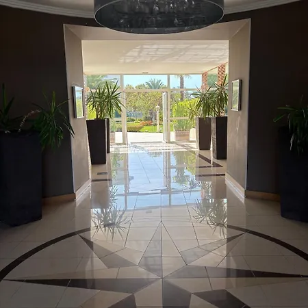 Dream Vacation Apartment - Sea View, Pool, Park, 2 Min Walk To Beach, Parking Apartament