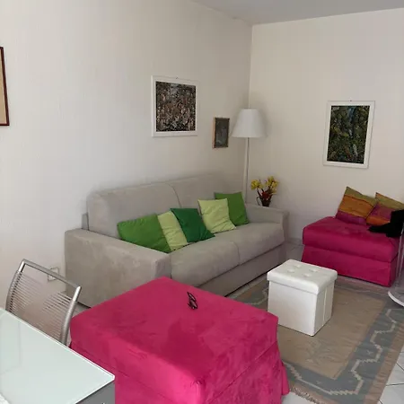 Apartament Dream Vacation Apartment - Sea View, Pool, Park, 2 Min Walk To Beach, Parking Antibes