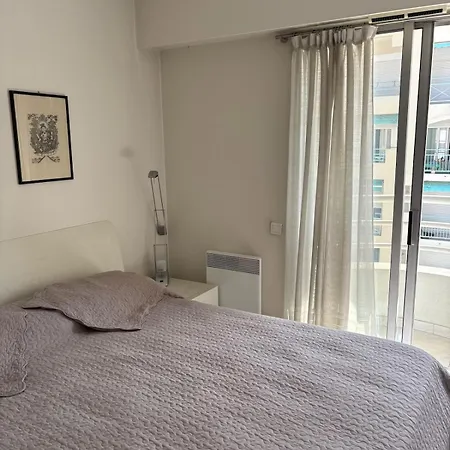 Apartament Dream Vacation Apartment - Sea View, Pool, Park, 2 Min Walk To Beach, Parking