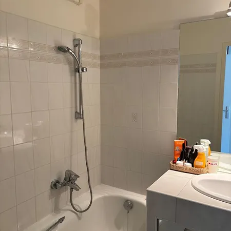 Apartament Dream Vacation Apartment - Sea View, Pool, Park, 2 Min Walk To Beach, Parking *