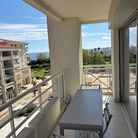 Dream Vacation - Sea View, Pool, Park, 2 Min Walk To Beach, Parking 公寓