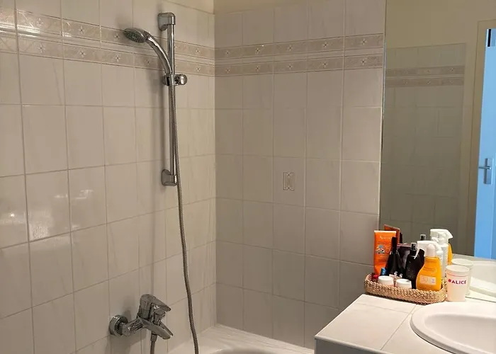 Apartament Dream Vacation Apartment - Sea View, Pool, Park, 2 Min Walk To Beach, Parking *