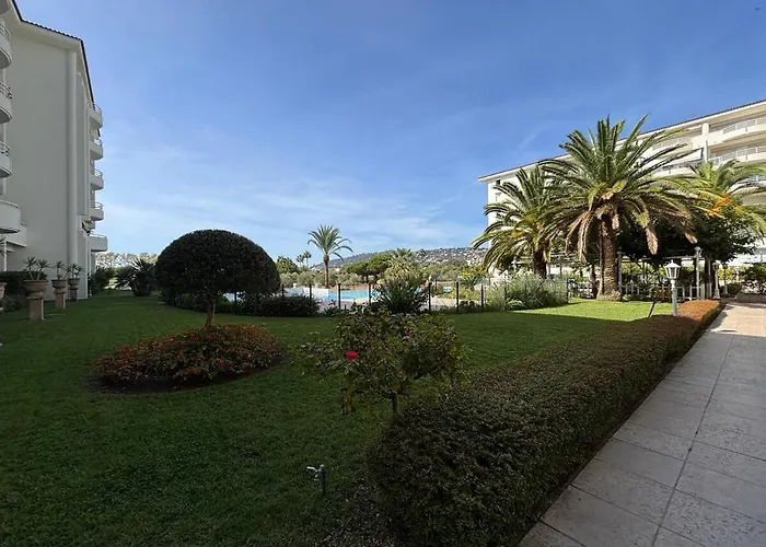 Apartament Dream Vacation Apartment - Sea View, Pool, Park, 2 Min Walk To Beach, Parking Antibes